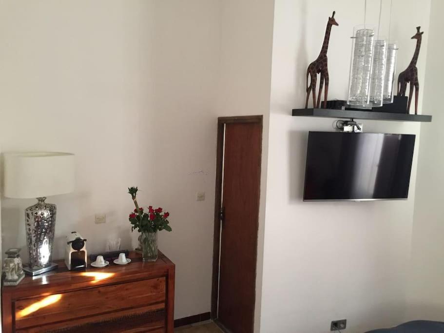 Chambre D'Hotes Pacific Avenue La Farlède 外观 照片